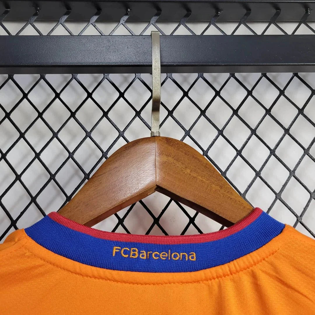 Barca 2006 Away Shirt