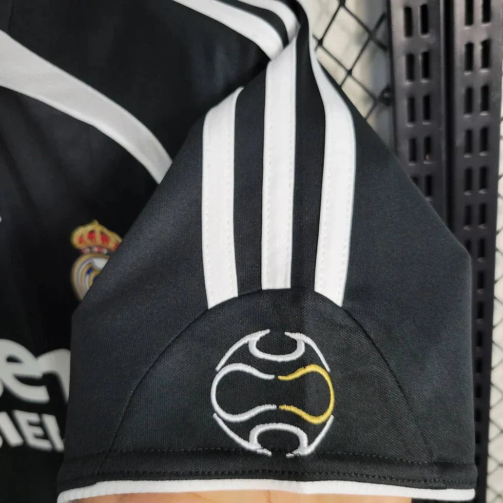 Real Madrid 2006 Away Shirt