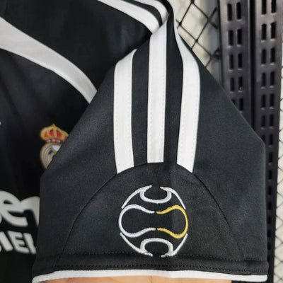Real Madrid 2006 Away Shirt