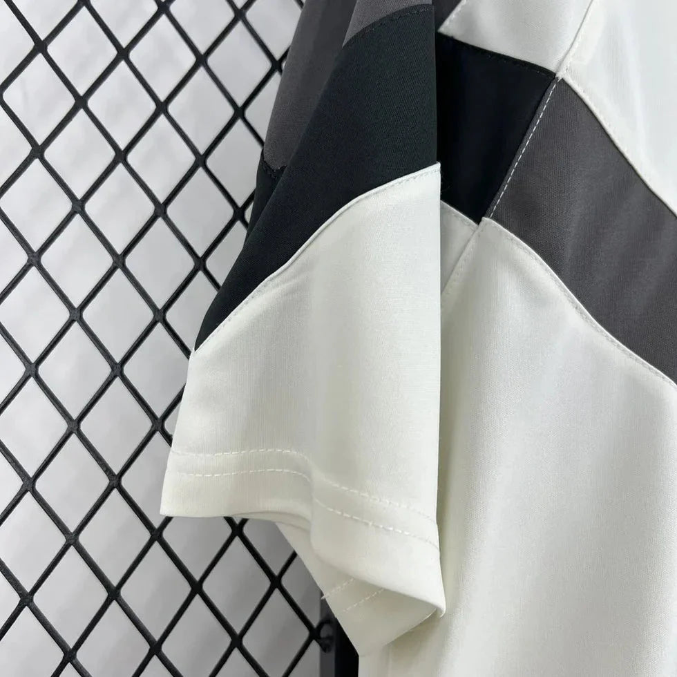 Real Madrid 2025 Pre-Match Training Shirt